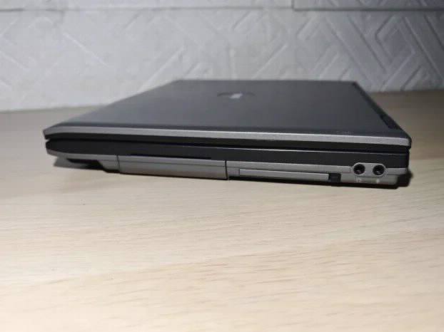 RETRO Dell D410 + cd Windows XP Pentium M 2gb 80gb