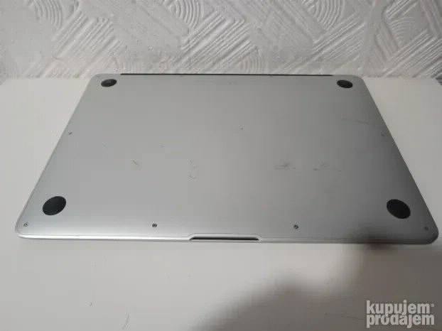 Macbook Air 2015 i5 4gb 128ssd 13.3 Monterey