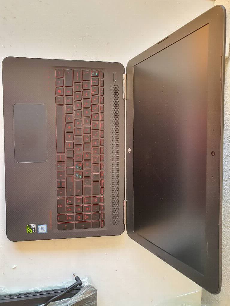 HP Omen Gaming Laptop - i7, 16GB RAM, GTX 1050