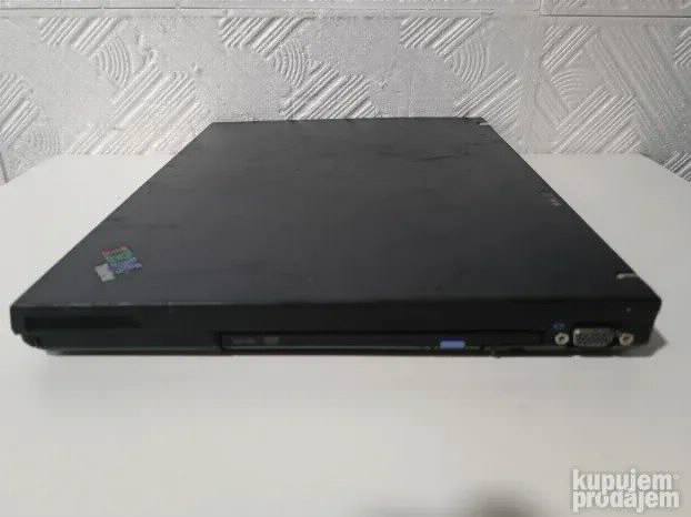 RETRO ibm t40 pentium m 512mb lpt port