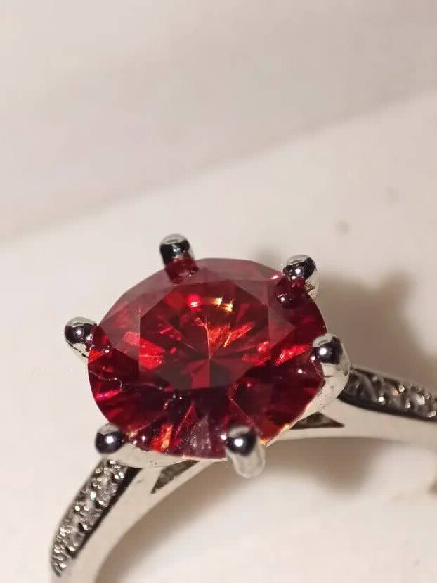 S925 Srebro/Platina - Prsten 3CT/9mm Mojsanit Dijamant  RED