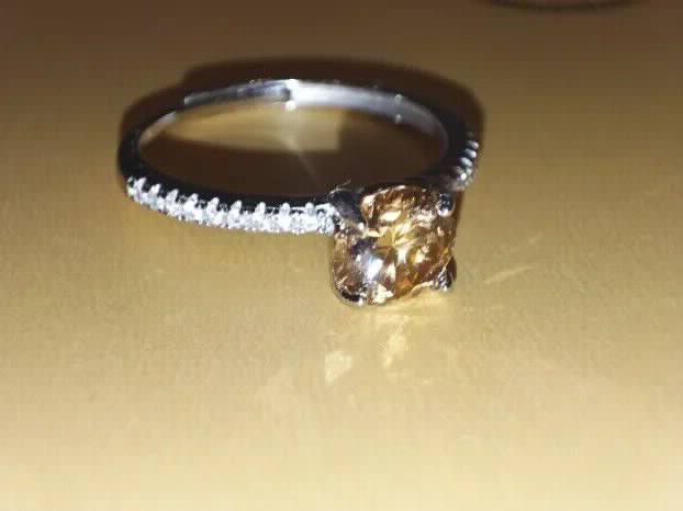 S925 Srebro/Platina - Prsten 1CT/6,5mm Mojsanit Dijamant Champagne