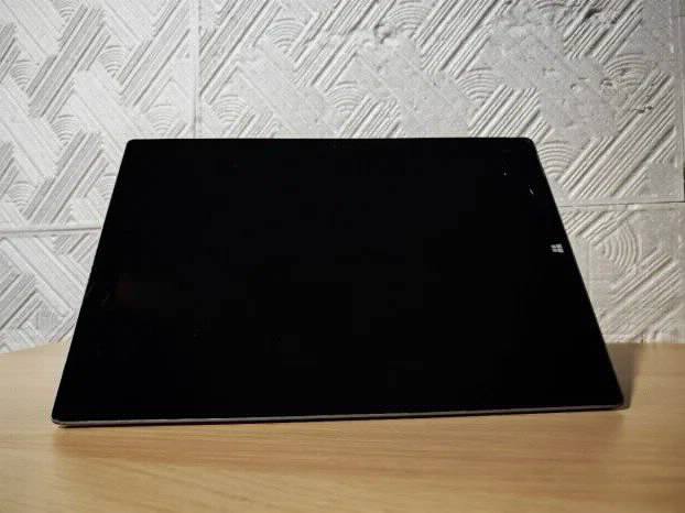Microsoft Surface Pro 3 i7 4gen  8gb 256ssd