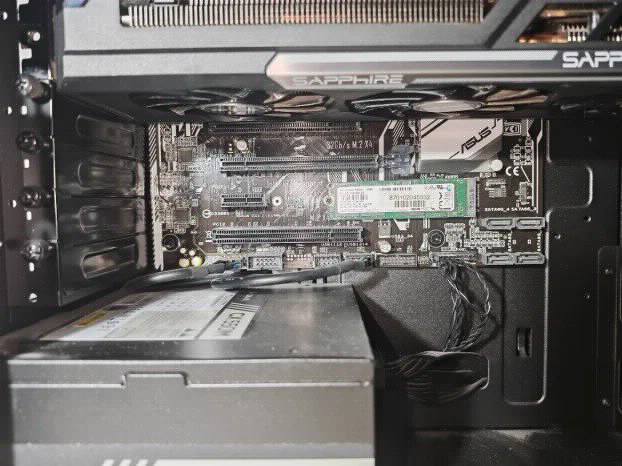 Gamer i7 6700 24gb DDR4 1TB m2 8gb gpu windows 11