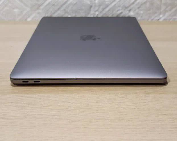 Macbook Pro Retina 2017 i5 8gb 512ssd