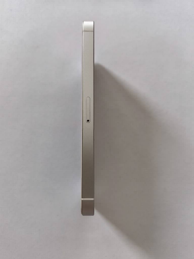 Iphone SE 2016 32gb beli