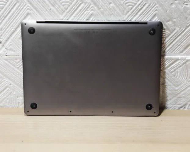 Macbook Pro Retina 2017 i5 8gb 512ssd