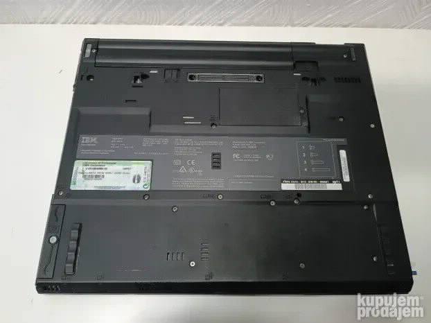 RETRO Ibm t41 pentium 4 1gbram 60gb lpt port