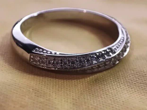 Deluxe S925 Srebro/Platina Prsten s Mojsanit Dijamantima