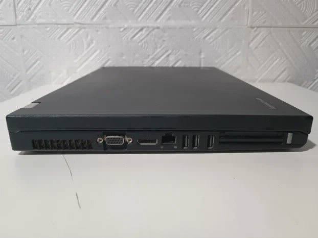 Lenovo W500 + Dock t9600 128ssd 15.6 Wuxga Smart card