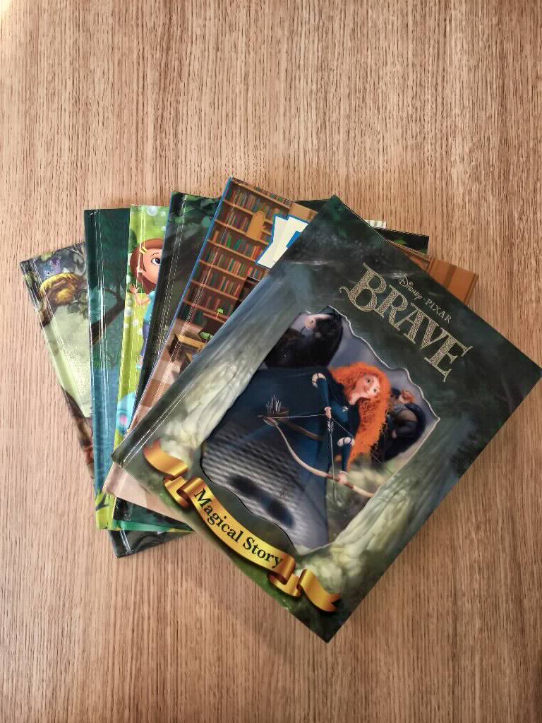 6 childrens books - Disney