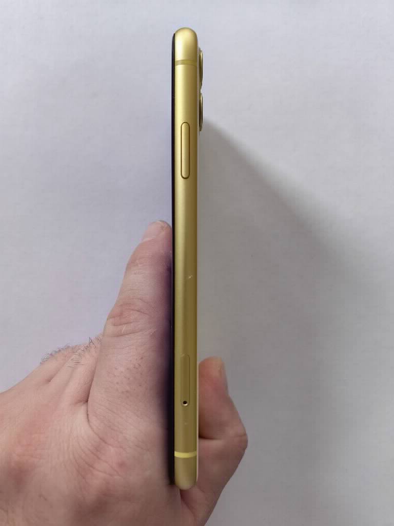 Iphone 11 64gb zuti