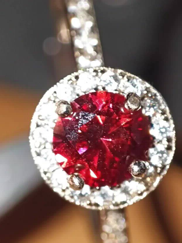 S925 Srebrni Prsten s Crvenim Mojsanit Dijamantom 0,5CT/5mm