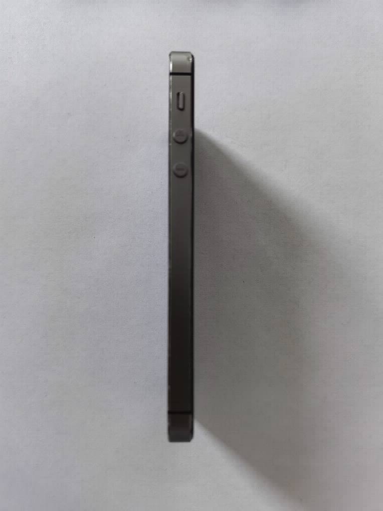 Iphone 5S 16gb crni