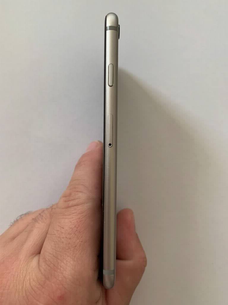 Iphone 6 16gb crni