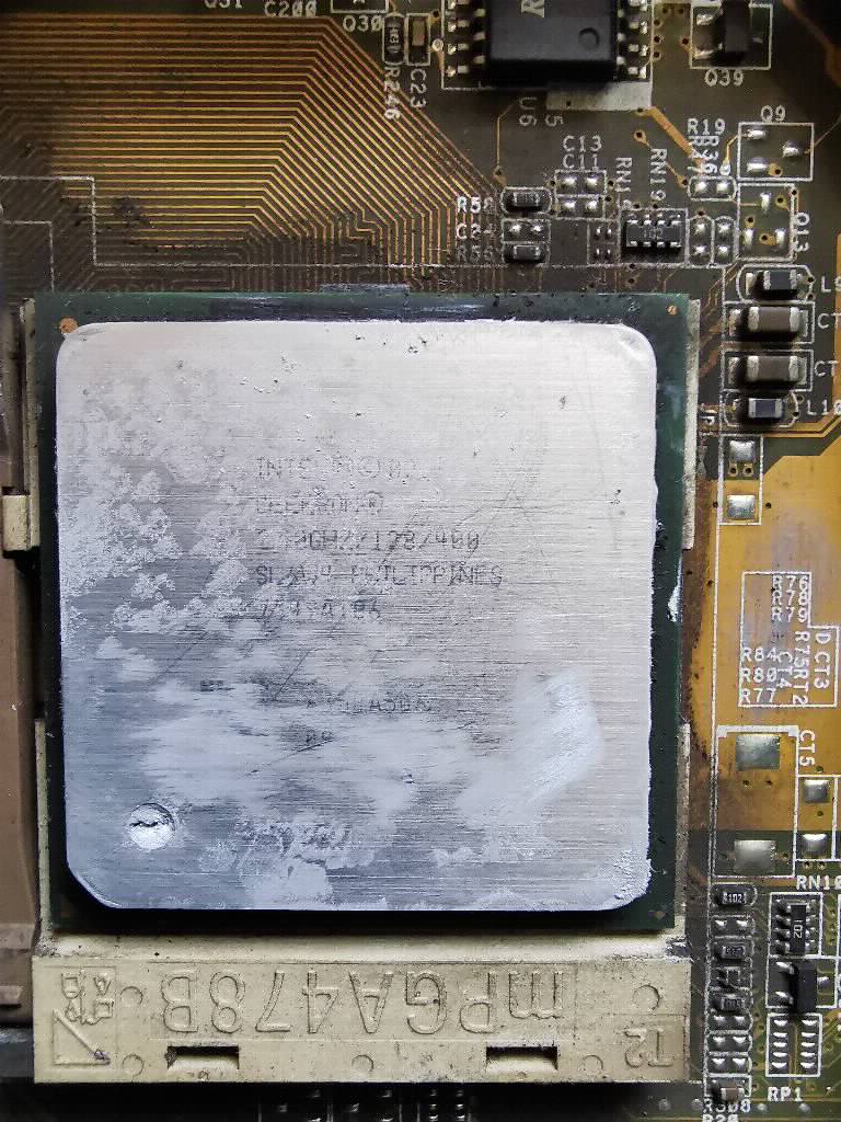Asus P4S8X-X i Intel Celeron 2.40Ghz - Čitajte Opis!