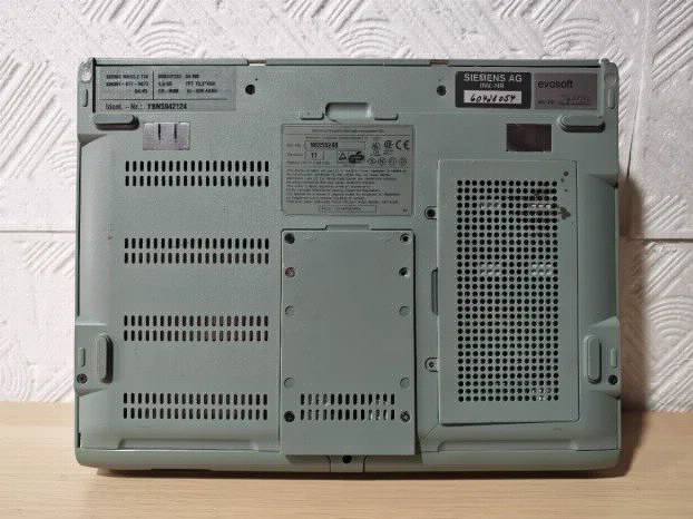 RETRO siemens 233mhz 32ram 6gb windows 98 com lpt