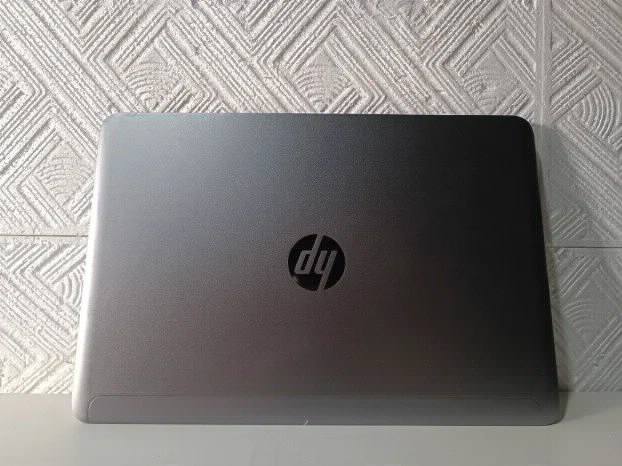 Hp Folio i7 5Gen 4gb 32gb ssd 14inch FullHD