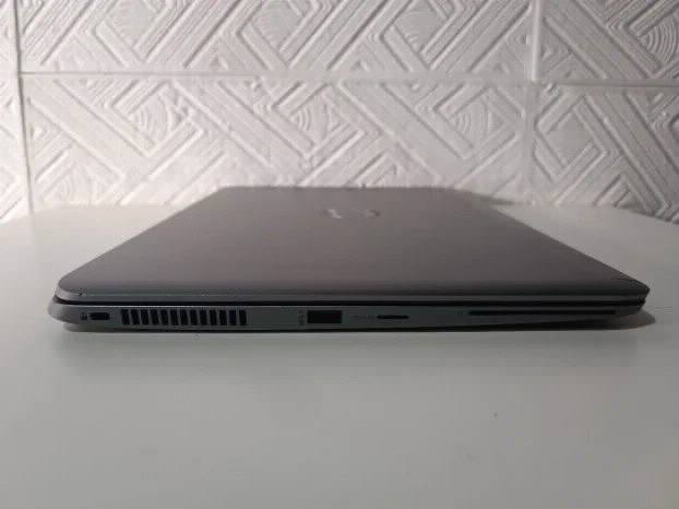 Hp Folio i7 5Gen 4gb 32gb ssd 14inch FullHD
