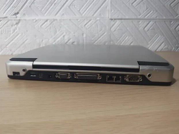 RETRO Toshiba Tecra S1 Comport LPT Windows XP