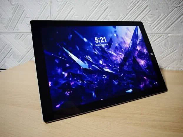 Microsoft Surface Pro 3 i7 4gen  8gb 256ssd