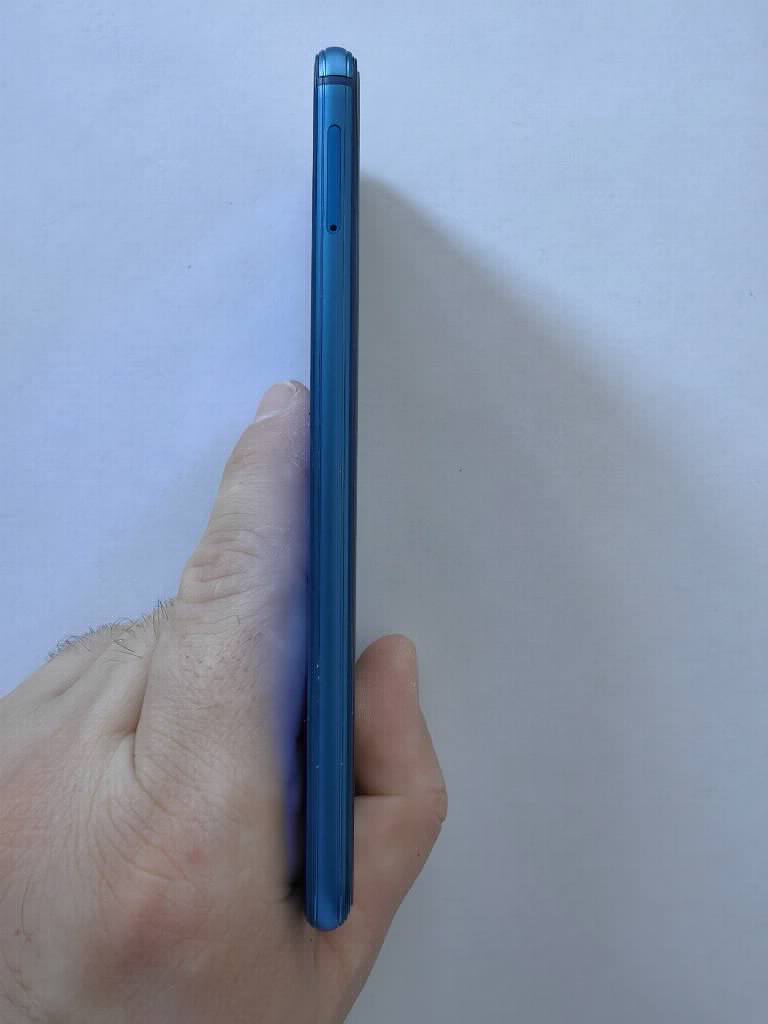 Huawei P20 lite plavi