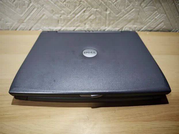 RETRO Dell Latitude C400 pentium 3 comport WinXP 512gb 30gb