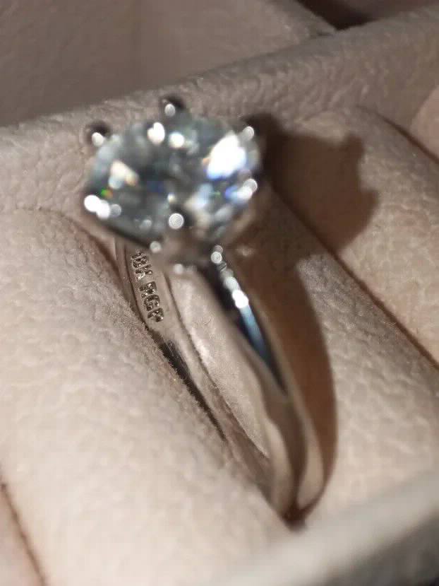 S925 Srebrni Prsten s Mojsanit Dijamantom 2CT/8mm