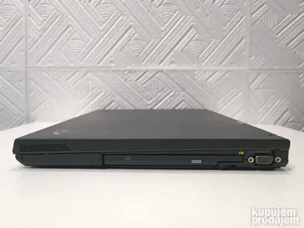RETRO Ibm t41 pentium 4 1gbram 60gb lpt port