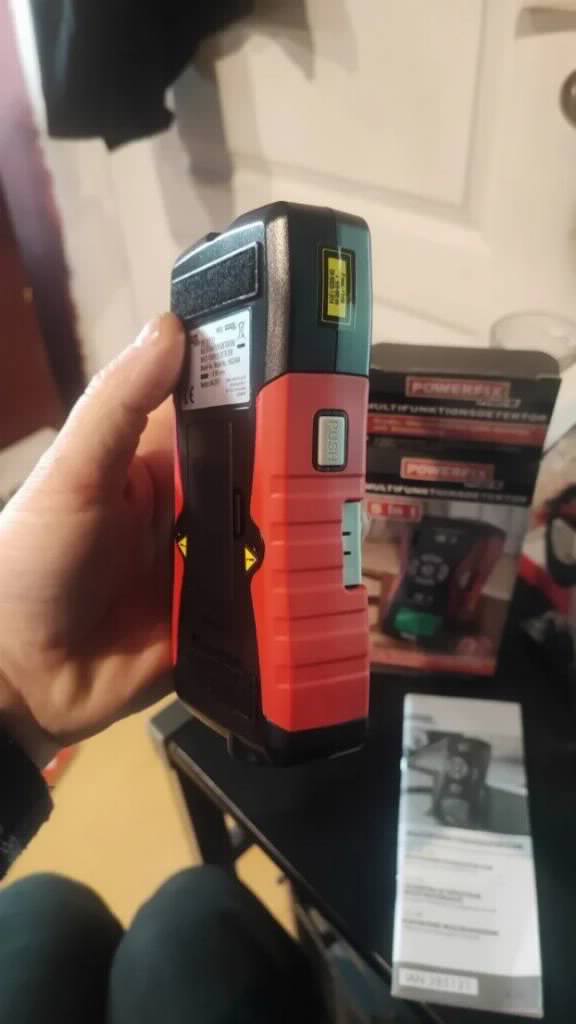 POWERFIX Profi+ 5-u-1 Digitalni Laserski Detektor i Daljinar