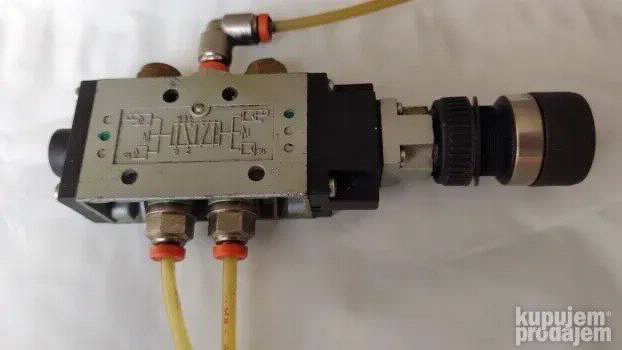 UNIVER AC-7010 Pneumatski ventil