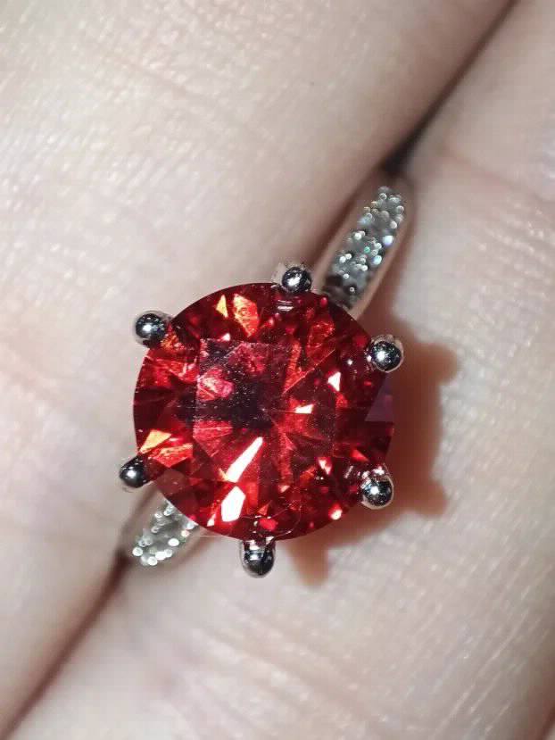 S925 Srebro/Platina - Prsten 3CT/9mm Mojsanit Dijamant  RED