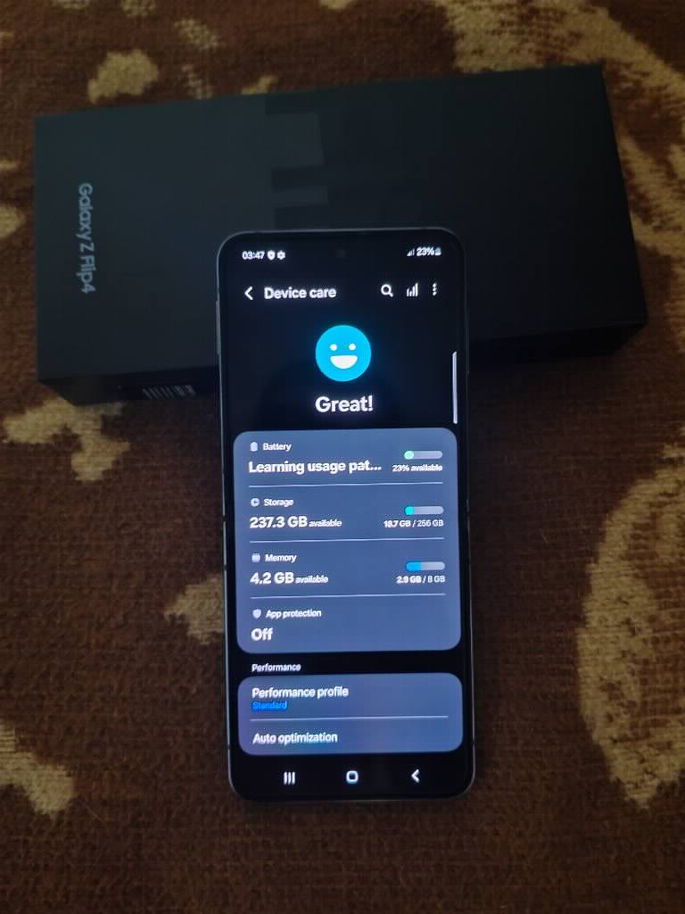 Samsung Galaxy Z Flip4 256GB