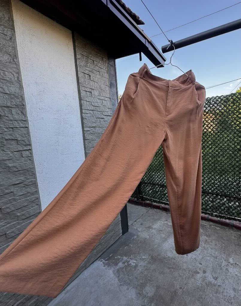 Zara pantalone dubok struk široke nogavice