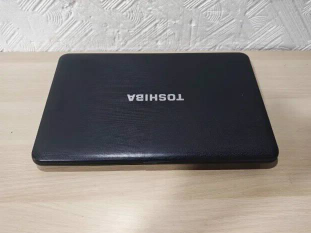 Toshiba C850 Intel 4gb 320gb 15.6 intel gpu