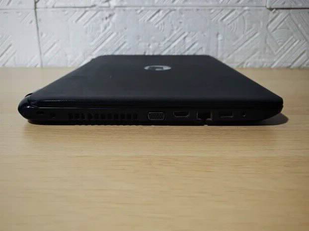 Hp 15 E1 6gen 4gb 500gb 15.6 Ati