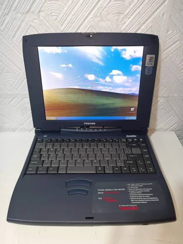 RETRO Toshiba 1670Cds 547mhz 288ram 12inch XP Lpt Com