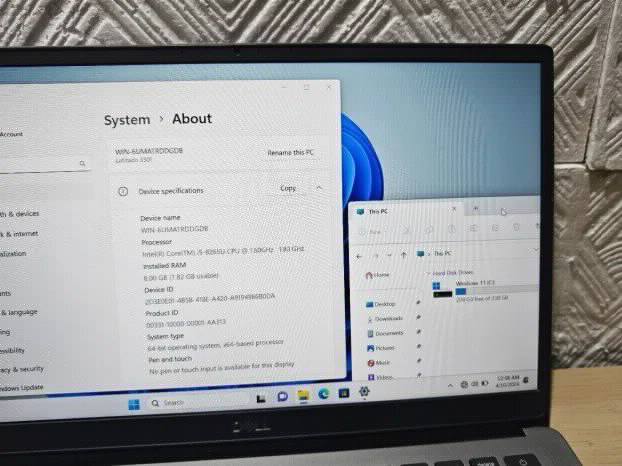 Dell Latitude 3301 i5 8gen 8gb ddr4 256ssd 13.3 fhd
