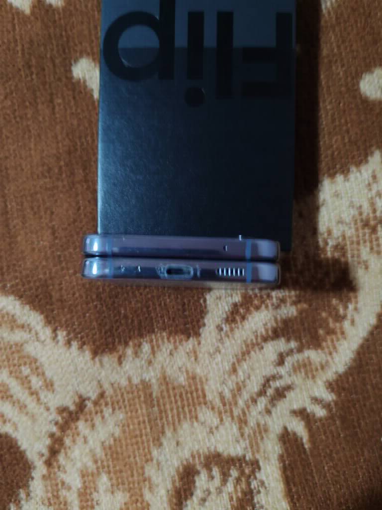 Samsung Galaxy Z Flip4 256GB