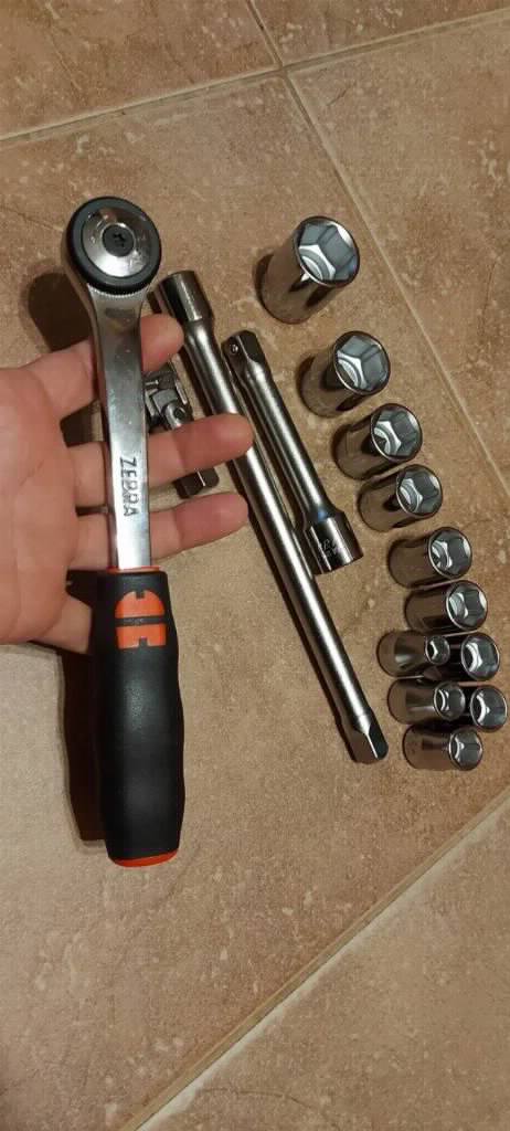 Wurth ZEBRA 1/2 6-ugaonih nasadnih ključeva sa račnom 15 kom