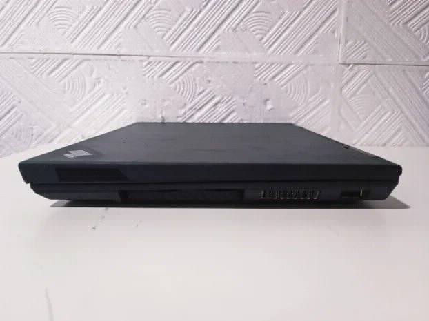 RETRO ibm X24 Pentium 3 392ram 40gb wifi bluetooth Win2000