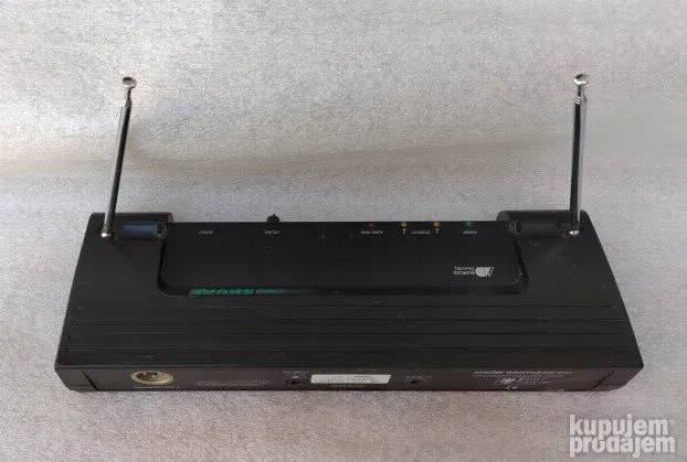 Shure MARCAD Diversity Wireless baza