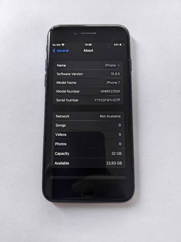 Iphone 7 32gb crni