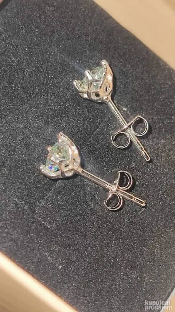 S925 mindjuse Mojsanit Dijamanti 0,5CT - 5mm X 2
