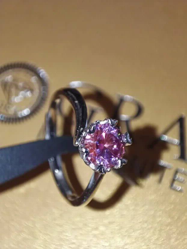 S925 Srebrni Prsten s Roze Mojsanit Dijamantom od 1CT/6,5mm