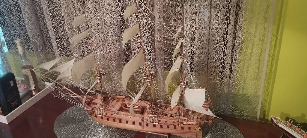 Maketa broda USS Constitution ručni rad