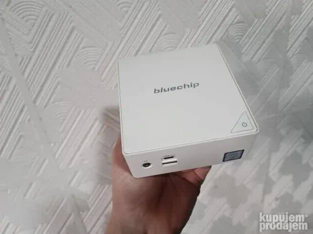 Micro Pc Bluechip i3 6gen 4gb 128ssd Intel 520 wifi