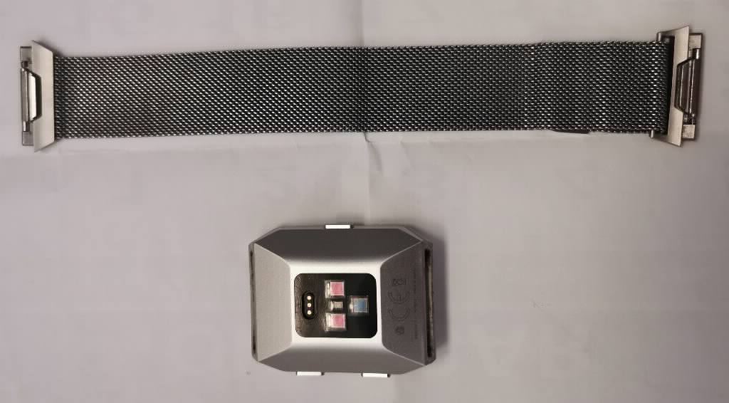Fitbit Zip Ionic FB503 - Čitajte Opis!