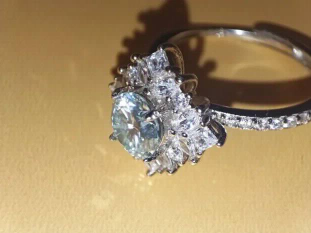 S925 Srebro/Platina - Prsten 1CT/6,5mm Mojsanit Dijamant