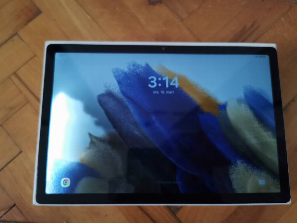 Samsung Tab A8 X200 - Čitajte opis!